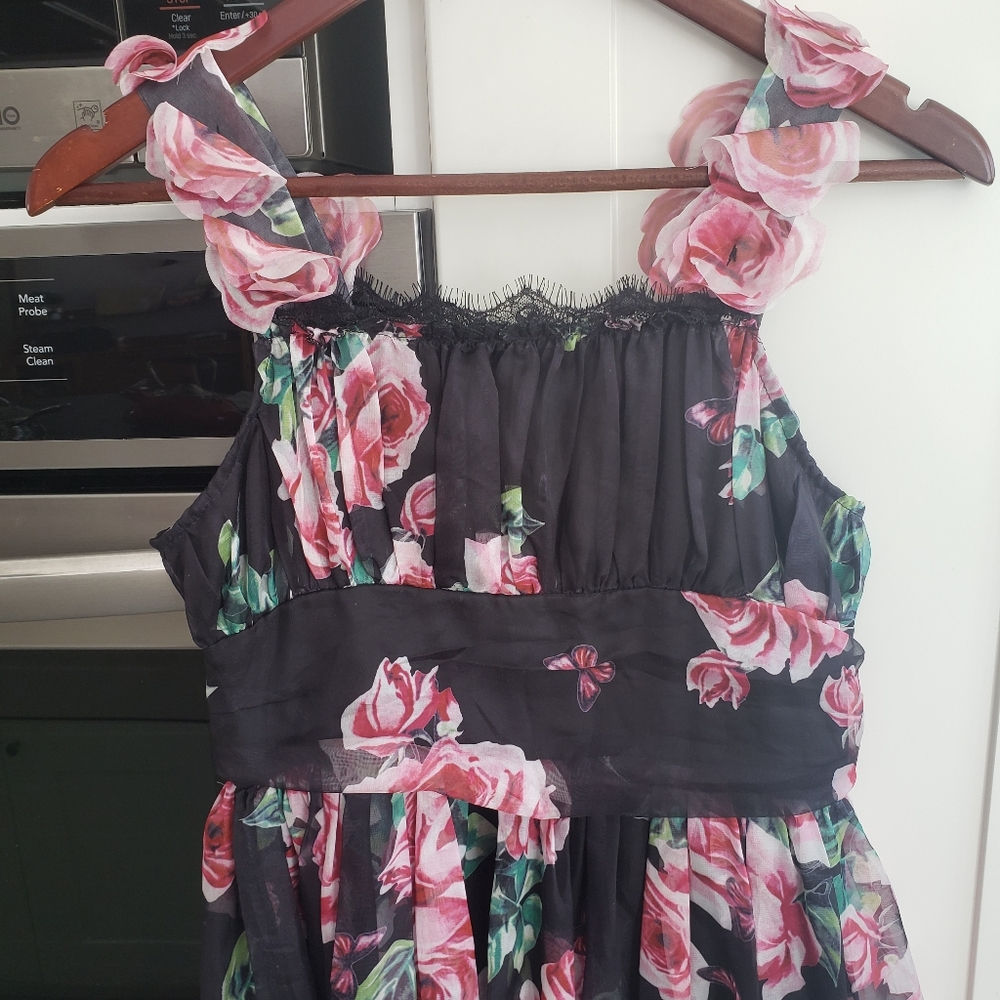 Dress - Picture 2 of 2